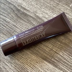 Laura Mercier tinted moisturizer, Oil free